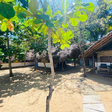 Air Lush Beach Cabanas Arugam Bay Exterior foto